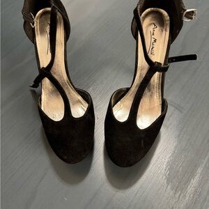 Anne Michelle Black Suede T-Strap Heels